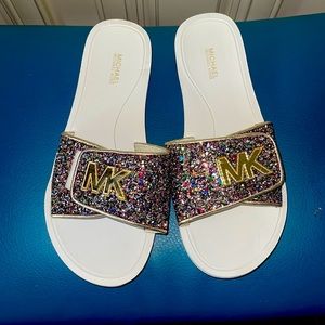 Michale Kors slides Womens 9m